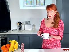 Store bryster, Britisk, Hd, Ældre kvinde, Mor jeg gerne vil kneppe, Røvhåret, Solo, Legetøj