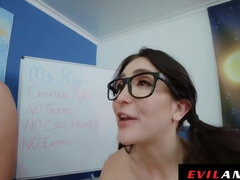 Anál, Dildo, Jedlo, Mlieko, Orgie, Školáčka, Študent, Hračky