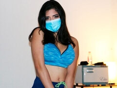 Enthousiasteling, Grote lul, Bruinharig, Handbeurt, Masseren, Masturbatie, Natuurlijke tieten, Speelgoed