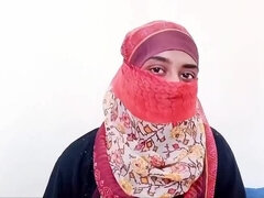 Anaali, Pulska, Rankka, Äiti, Luonnolliset tissit, Rajua, Opettaja, Teini