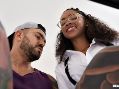 Брюнетки, Собачьи, Очки, От первого лица, Киски, Юбки, Тату, Между сисек