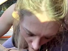 Leie, Tussi, Grosser schwanz, Blondine, Blasen, Auto, Ablutschen, Jungendliche (18+)