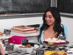 Store bryster, Blondine, Behåret, Hd, Lesbisk, Mor jeg gerne vil kneppe, Stedmor