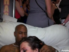 Amador amadora, Negroa, Hardcore, Festa, Piercing, Xoxota, Cavalgar, Chupar