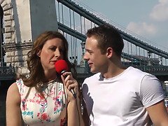Grote mammen, Brits, Oudere vrouw, Latex, Masturbatie, Moeder die ik wil neuken, Moeder, Kousen