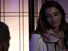 Silvia Saige & Ryan Mclane: Volume 4, Scene 4 - The Sex Therapist