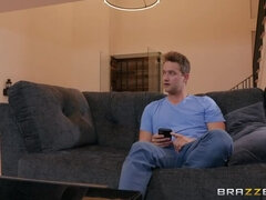 Americkej, Veľké kozy, Brunetka, Creampie, Péro, Mamina, Krátke vlasy, Tetovanie