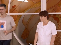 18 jaar, Pijpbeurt, Mollig, Masseren, Rijpe lesbienne, Moeder die ik wil neuken, Roodharige vrouw, Russisch