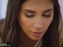 Brunett, Creampie, Snopp, Ansiktsbehandling, Mellanrasig, Mmf man man kvinna, Stockings, Tuttar