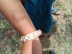 Grosser arsch, Blasen, Braunhaarige, Pummelig, Paar, Selbstgemacht, Indisch, Im freien