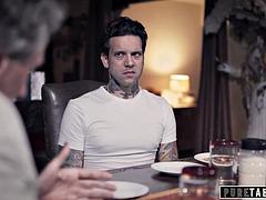 Chica, Verga grande, Morena, Atrapados, Sexo duro, Adolescente, Trio, Tetas