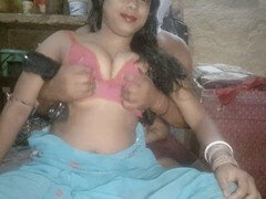 Indian Bhabhi gets fucked in public by a stranger