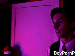 Anal, Røvslikning, Brunette, Komme på ansigtet, Homoseksuel, Hd, Imellem racer