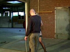 Bdsm, Bondáž, Brunetka, Dávenie, Podpätky, Vychudnutá, Stockings, Kozičky