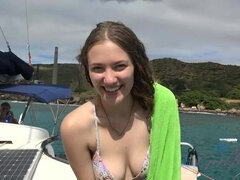 Leie, Bikini, Blondine, Freundin, Höschen, Piercing, Pov, Rasiert