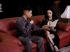 18, Stor røv, Stor pik, Store bryster, Pik sutte, Hundestilling, Mager