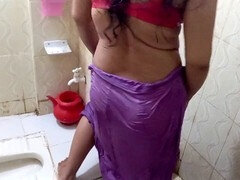 18 ans, Amateur, Derrière les coulisses, Couple, Cocu, Indienne, Chatte, Toilettes