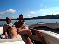 Gros cul, Grosse bite, Sucer une bite, Léchez, Mère que j'aimerais baiser, De plein air, Pov, Mouillée