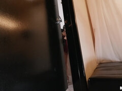 Amerikansk, Røv, Badeværelse, Store bryster, Brunette, Latinsk, Pov, Spanking