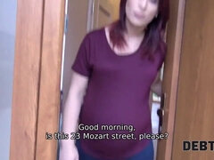 Jessica Red, the pregnant MILF, needs hard cash for a good fuck - watch now!