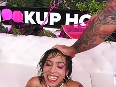 Anal, Gros seins, Sucer une bite, Brunette brune, Branlette thaïlandaise, Hd, Léchez, Chatte