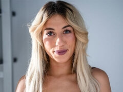 Verga grande, Rubia, Mamada, Pequeña, Afeitado, Flaco, Medias largas, Adolescente