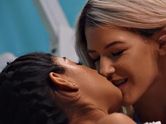 69   sottosopra, Bambino, Tette grandi, Dottore, Lesbica, Uniforme