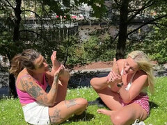 Amatorka, Para, Fetysz stóp, Lesbijka, Na wolnym powietrzu