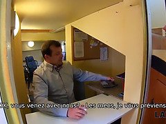 Bystig, Cougar, Milf, Mamma, Naturliga tuttar, Fitta, Suger, Uniform