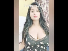 Yankee, cleavage, squirting