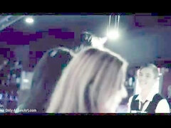 18, Rjavolaska, Hardcore, Najstnice