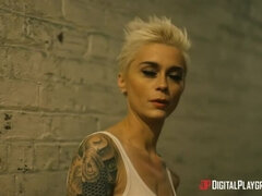 Блондинки, Лесбиянка, Мастурбация, Пирсинг, Киски, Реалити, Униформа, Подглядывание