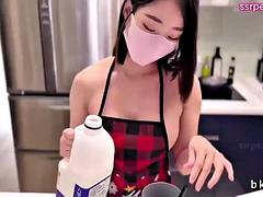 How to prepare instant coffee