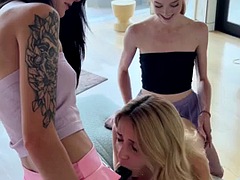 Amatööri, Blondi, Ruskeahiuksinen, Homo, Rankka, Imevä, Kolmen kimppa, Tissit