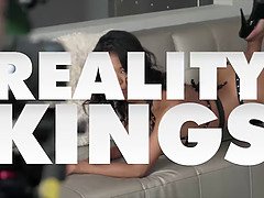 Velký zadek, Černé, Brunetka, Creampie, Dávení, Mezirasové, Výprask, Punčochy