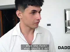 Όμορφη, Περίεργο, Κερατάς, Ο μπαμπάς, Η κοπέλα μου, Ηδ, Φωνάζοντας, Έφηβος