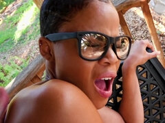 Ερασιτέχνης, Πίπα, Γκόμενος, Σε στάση σκύλου στα τέσσερα, Μαύρος, Δαντέλα, Αυνανισμός, Πουτάνα