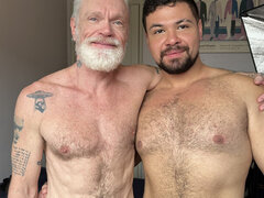 Fucking the Gym Bastard in the Shower