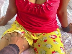 18 ans, Tante, Indienne, Maman, Chatte, Belle mère, Jarretelles, Adolescente