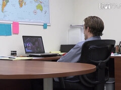 Klassinen, Syväkurkku, Kyrpä, Luonnollinen, Nännit, Orgasmi, Tissit