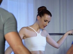 Cumizás, Kutya póz, Hd, Orgazmus, Pornósztárok, Vöröshajú, Tini, Hármas