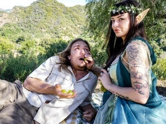 Iso perse, Iso kulli, Isot tissit, Suihinotto, Ruskeahiuksinen, Takaapäin, Äiti jota haluaisin panna, Ulkona