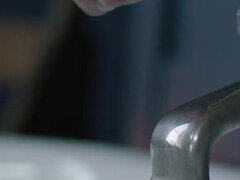 18 anos, Anilíngua, Banheiro, Boquete, Casal, Beijar, Adolescente