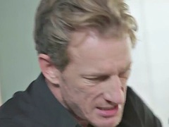 Tyttö, Blondi, Suudella, Toimisto, Pornotähti, Laiha, Teini, Tissit