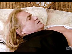 Grosser schwanz, Blasen, Braut, Betrug, Papi, Hd, Lecken, Ablutschen