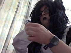 webcam Maid Gets obscene For Audience Part 1