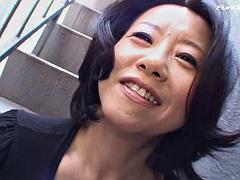 Asiat, Store bryster, Pik sutte, Brunette, Kinesisk, Tysk, Behåret, Bryster