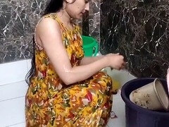 18 jaar, Anaal, Tante, Vriendin, Tepels, Kut duiken, Kousen, Tiener