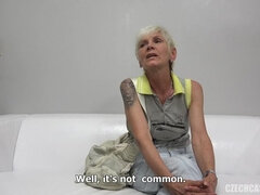 Blond, Tsjechisch, Harig, Hardcore, Rijpe lesbienne, Natuurlijke tieten, Kort haar, Vibrator