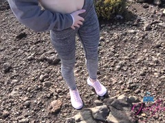 Kuřba, Brunetka, Nohy, Honění, Vonku, Z pohľadu účastníka, Na verejnosti, Pička